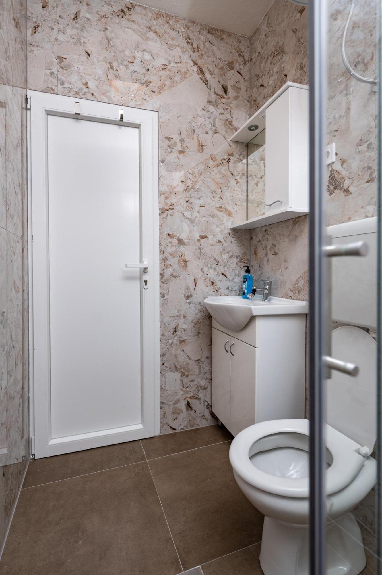 Apartmani Kaan Podgoriţa Exterior foto